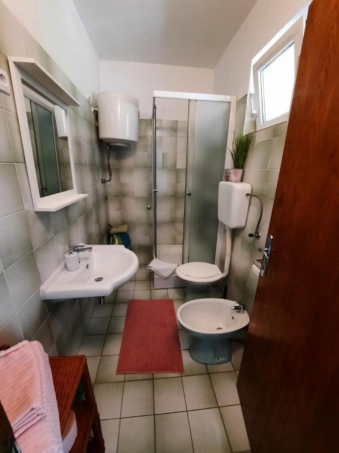 Apartmani Darko Kornić Kültér fotó