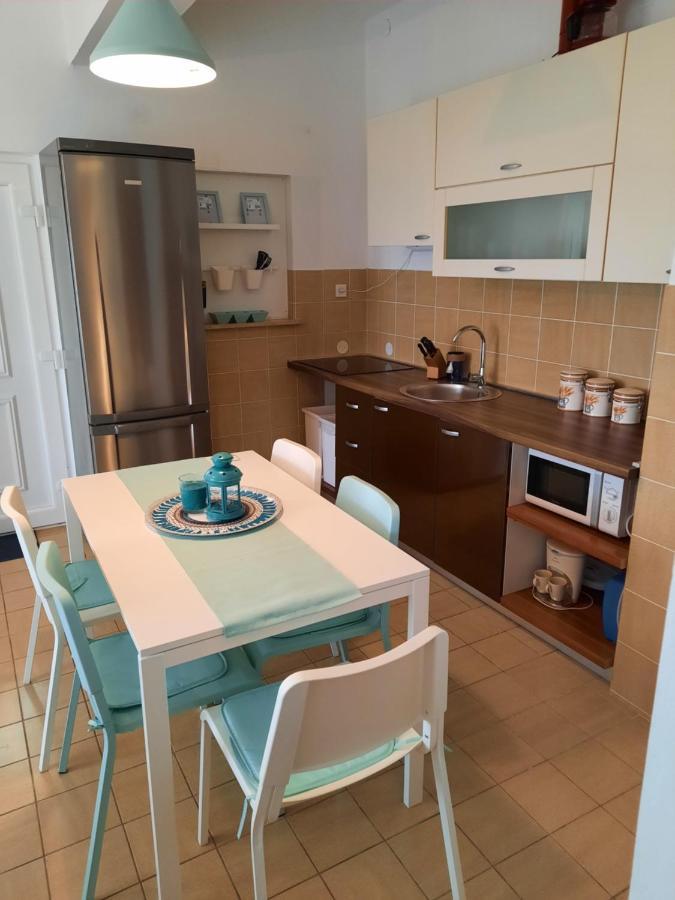 Apartmani Darko Kornić Kültér fotó
