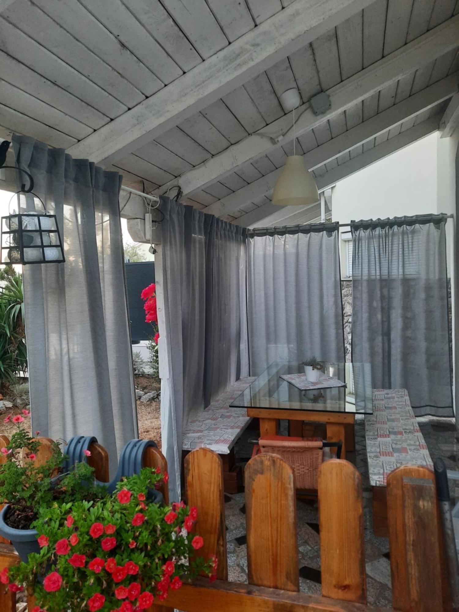 Apartmani Darko Kornić Kültér fotó