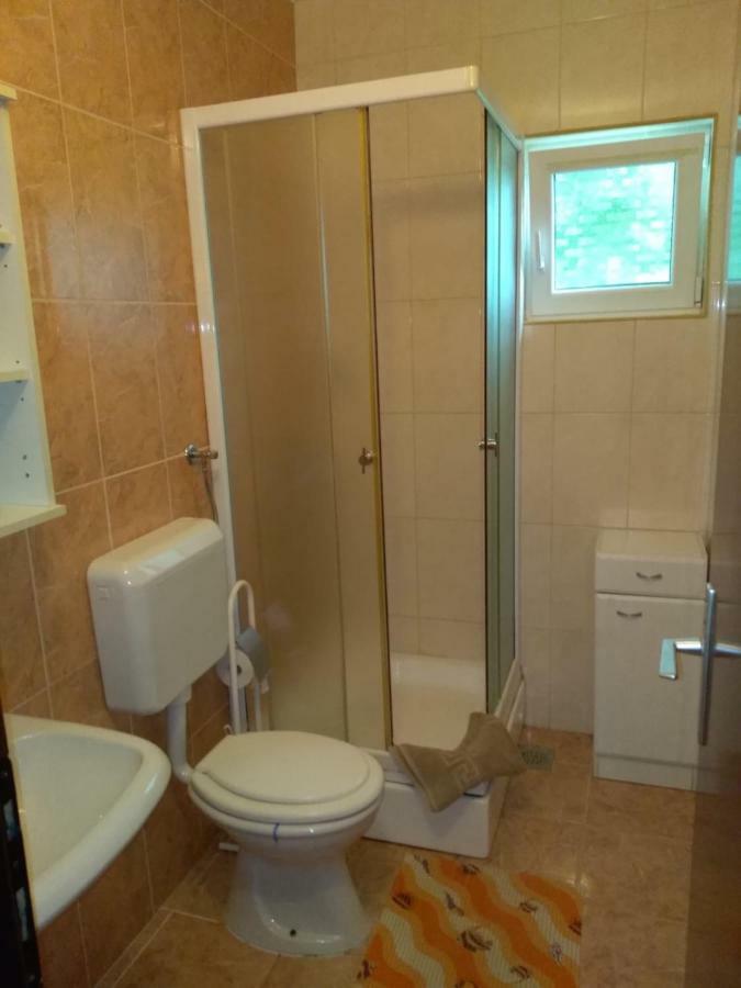 Apartmani Darko Kornić Kültér fotó